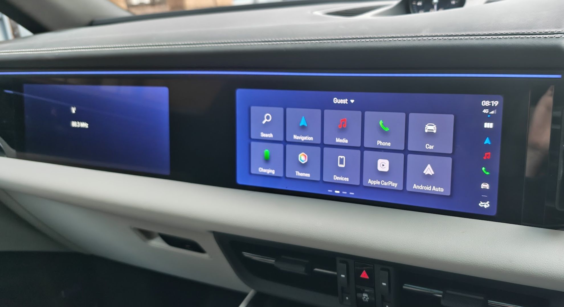 Ο πίνακας ελέγχου του Porsche Macan Electric